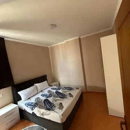 Erind's Apartment,iliria Beach Dıraç