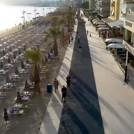 Daire Erind's Apartment,iliria Beach Dıraç